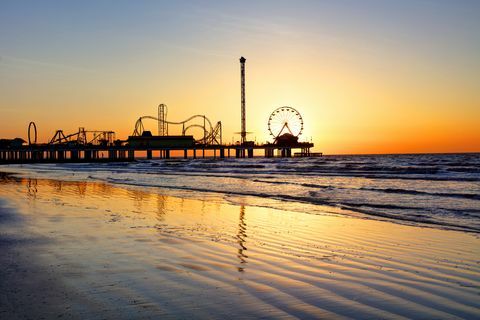 galveston island historic pleasure pier je mol za razonodu u galvestonu, Texas, Sjedinjene Američke Države