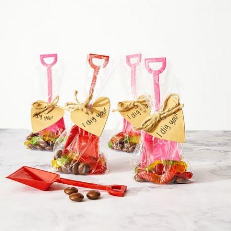I dig you vrećica slatkiša valentines gumeni crvi pokupi iz ghk020116bobfamilyroom01 recept za dan zaljubljenih